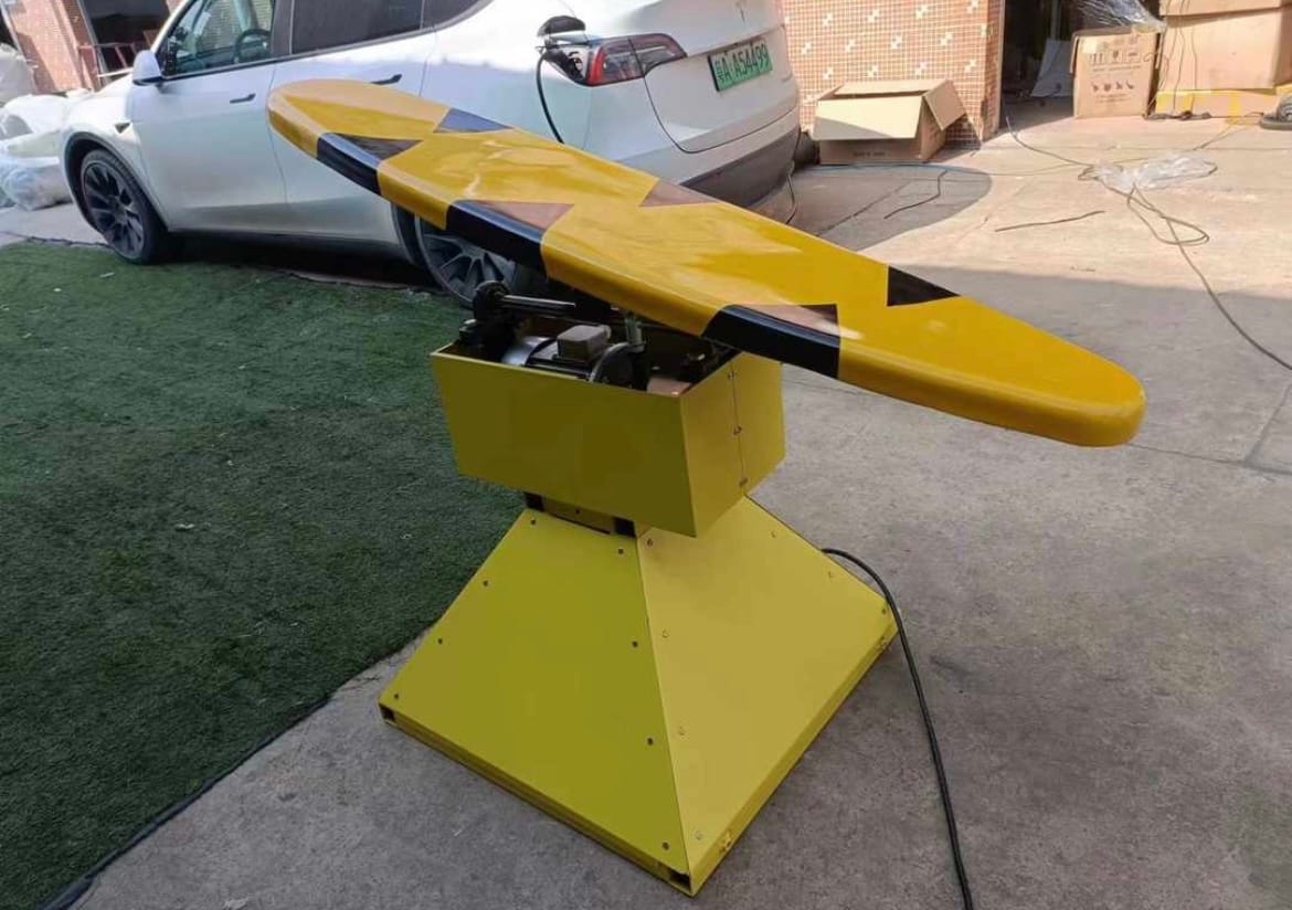 Inflatable mechanical surfboard with control box - Image 3