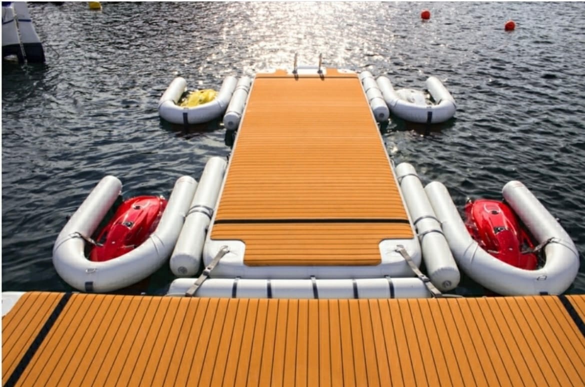 inflatable floating platform